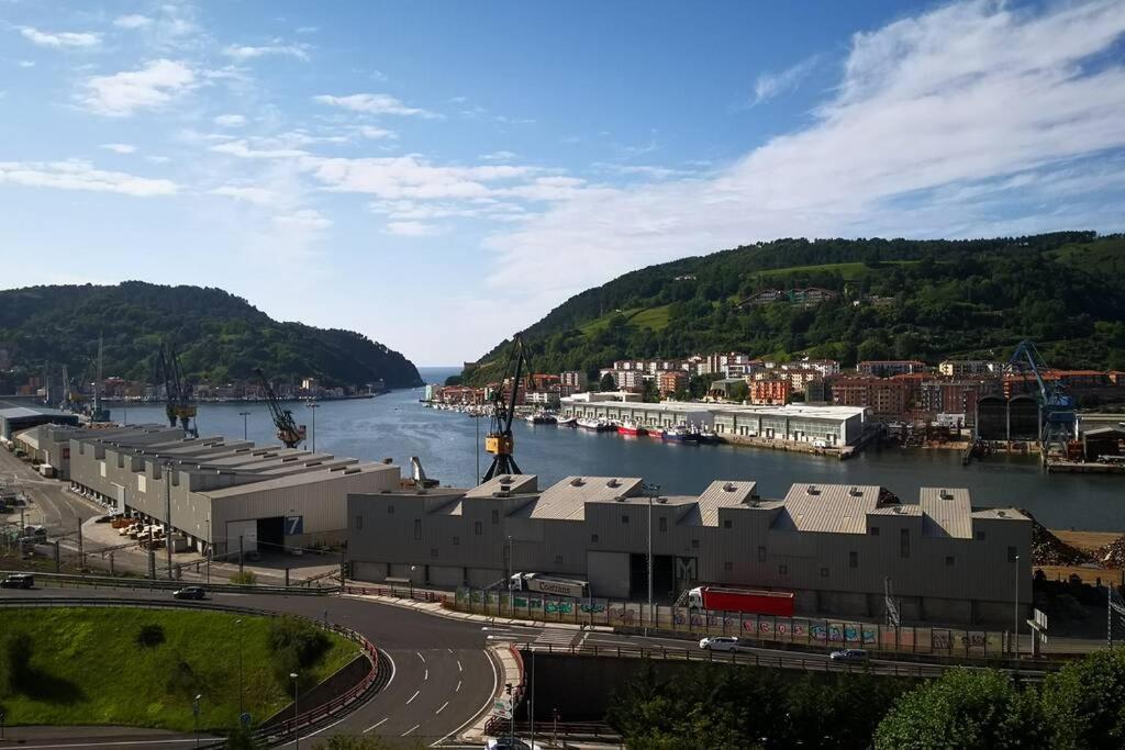 לסו Apto Con Vistas A Bahia De Pasajes, A 10 Min Del Centro De San Sebastian מראה חיצוני תמונה